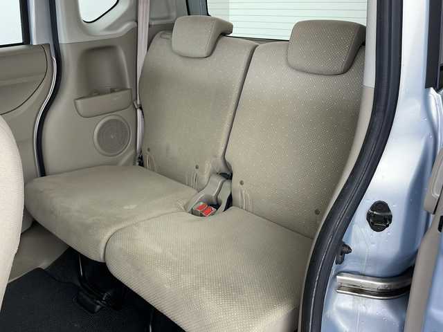 ホンダ Ｎ ＢＯＸ G 兵庫県 2012(平24)年 4.6万km クールミストメタリック ・純正ナビ（VXM-128VS）/・運転席用i-SRSエアバッグシステム〈連続容量変化タイプ〉/・助手席用SRSエアバッグシステム/・VSA（ABS＋TCS＋横すべり抑制）/・EBD（電子制御制動力配分システム）付ABS/・ヒルスタートアシスト機能/・アイドリングストップシステム/・ECONモード/・Hondaスマートキーシステム/・電動格納式リモコンカラードドアミラー/・UVカット機能付ガラス（フロントウインドウ/フロントコーナー/フロントドア）/・高熱線吸収/UVカット機能付プライバシーガラス（リアドア/リアクォーター/テールゲート）/・リアコンビネーションランプ（LEDストップランプ＆LEDテールランプ）/・フルホイールキャップ/・バックカメラ　/・ワンセグテレビ　/・両側スライドドア　/・ＥＴＣ　/・純正フロアマット　/・ステアリングリモコン