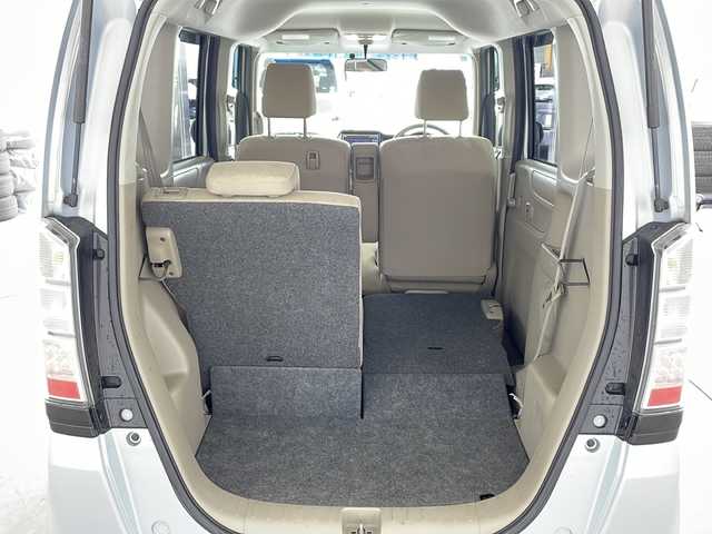 ホンダ Ｎ ＢＯＸ G 兵庫県 2012(平24)年 4.6万km クールミストメタリック ・純正ナビ（VXM-128VS）/・運転席用i-SRSエアバッグシステム〈連続容量変化タイプ〉/・助手席用SRSエアバッグシステム/・VSA（ABS＋TCS＋横すべり抑制）/・EBD（電子制御制動力配分システム）付ABS/・ヒルスタートアシスト機能/・アイドリングストップシステム/・ECONモード/・Hondaスマートキーシステム/・電動格納式リモコンカラードドアミラー/・UVカット機能付ガラス（フロントウインドウ/フロントコーナー/フロントドア）/・高熱線吸収/UVカット機能付プライバシーガラス（リアドア/リアクォーター/テールゲート）/・リアコンビネーションランプ（LEDストップランプ＆LEDテールランプ）/・フルホイールキャップ/・バックカメラ　/・ワンセグテレビ　/・両側スライドドア　/・ＥＴＣ　/・純正フロアマット　/・ステアリングリモコン