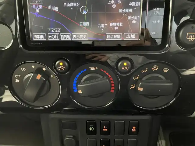 トヨタ ＦＪクルーザー ブラックカラーパッケージ 鹿児島県 2016(平28)年 5.2万km ブラック/ホワイト 禁煙車/純正ナビ【NSZT-W64】/(Bluetooth/TV/AM/FM/CD)/バックカメラ/追従型クルーズコントロール/社外マフラー/JAOSバンパーガーニッシュ/JAOSマットガード/純正ETC/純正フロアマット/純正アルミホイール/ヘッドライトレベライザー/盗難防止装置