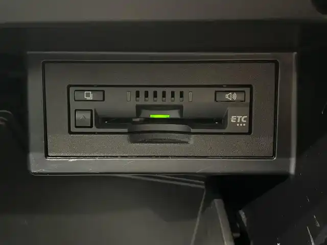 トヨタ ランドクルーザー プラド TX Lパッケージ 鹿児島県 2020(令2)年 4.9万km ホワイトパールクリスタルシャイン 禁煙車/純正ナビ/(フルセグTV/Bluetooth/DVD/CD)/サンルーフ/バックカメラ/Toyota Safety Sense/　・プリクラッシュセーフティ/　・レーンディパーチャーアラート/　・オートマチックハイビーム/　・レーダークルーズコントロール（ブレーキ制御付）/レザーシート/前席シートヒーター/シートベンチレーション/前席パワーシート/ドライブレコーダー/ETC/純正アルミホイール/純正フロアマット/LEDヘッドライト