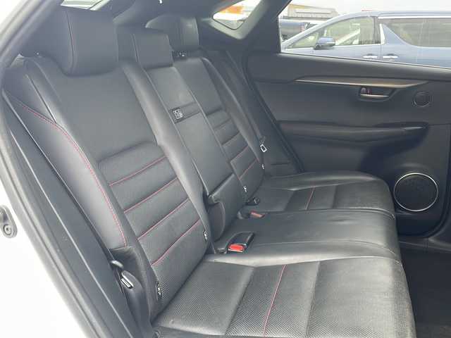 レクサス ＮＸ 200t Fスポーツ 岩手県 2016(平28)年 8.8万km ホワイトノーヴァガラスフレーク 純正ナビ　ＤＶＤ／Ｂｌｕ－ｒａｙ　バックカメラ　クルーズコントロール　ＬＥＤオートライト　ビルトインＥＴＣ　本革シート　前席パワーシート／ヒーター／ベンチレーション　ステアヒーター　パワーリアゲート