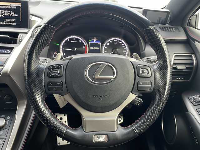 レクサス ＮＸ 200t Fスポーツ 岩手県 2016(平28)年 8.8万km ホワイトノーヴァガラスフレーク 純正ナビ　ＤＶＤ／Ｂｌｕ－ｒａｙ　バックカメラ　クルーズコントロール　ＬＥＤオートライト　ビルトインＥＴＣ　本革シート　前席パワーシート／ヒーター／ベンチレーション　ステアヒーター　パワーリアゲート
