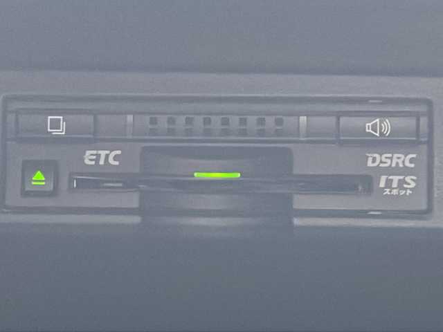 レクサス ＮＸ 200t Fスポーツ 岩手県 2016(平28)年 8.8万km ホワイトノーヴァガラスフレーク 純正ナビ　ＤＶＤ／Ｂｌｕ－ｒａｙ　バックカメラ　クルーズコントロール　ＬＥＤオートライト　ビルトインＥＴＣ　本革シート　前席パワーシート／ヒーター／ベンチレーション　ステアヒーター　パワーリアゲート