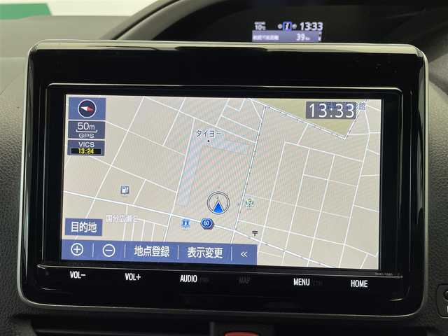 トヨタ ヴォクシー ZS 煌Ⅲ 鹿児島県 2021(令3)年 4.6万km ホワイトパールクリスタルシャイン ワンオーナー/禁煙車/トヨタセーフティ/コーナーセンサー/前後ドラレコ/バックカメラ/純正ナビ/オートライト/オートマチックハイビーム/ETC2.0/両側パワスラ/フリップダウンモニター/クルコン/LEDヘッドライト/プッシュスタート/革巻きステアリング/電格ミラー/スマートキー/スペアキー