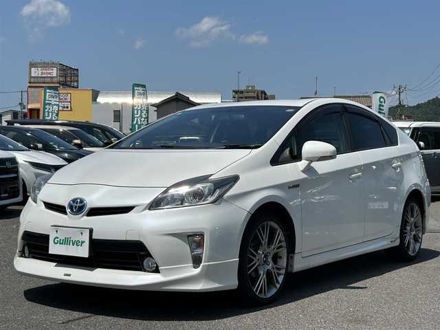 トヨタ プリウス S 広島県 2014(平26)年 9.1万km ホワイトパールクリスタルシャイン 純正SDナビ/地デジTV/【NSZA-X64T】/・純正CD/DVD/Bluetooth/SD/バックカメラ/モデリスタエアロ/モデリスタ18インチアルミ/キセノンライト/スマートキー/革巻きステアリング/電動格納ウィンカーミラー/トノカバー/ETC/スペアキー（スマートキー）/純正フロアマット/保証書/取扱説明書/ナビ取扱説明書