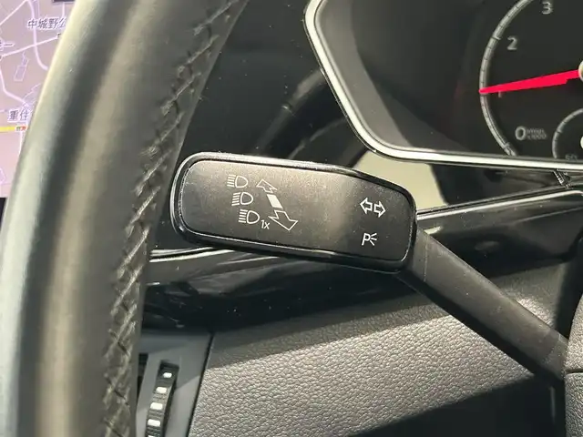 フォルクスワーゲン Ｔ－クロス TSI 1stプラス 福岡県 2020(令2)年 3.8万km ディープブラックパールエフェクト ナビ　/バックカメラ　/ＡｐｐｌｅＣａｒＰｌａｙ　/フルセグＴＶ　/ＣＤ／ＤＶＤ　/ＡＣＣ　/ＢＳＭ　/レーンキープ　/前後クリアランスソナー　/ＬＥＤライト　/パドルシフト　/スマートキー　/純正１８インチＡＷ　/ＥＴＣ