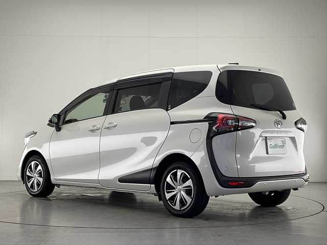 トヨタ シエンタ G クエロ 宮崎県 2019(令1)年 3.5万km ホワイトパールクリスタルシャイン 禁煙車/ワンオーナー/トヨタセーフティセンス/社外SDナビTV/(フルセグTV/CD/DVD/Bluetooth)/社外リアフリップダウンモニター/社外バックカメラ/社外前後ドライブレコーダー/純正LEDオートライト/純正LEDフォグランプ/純正フロアマット/コーナーセンサー/両側電動スライドドア/オートマチックハイビーム/ステアリングスイッチ/ハーフレザーシート/ETC/スマートキー/プッシュエンジンスタート