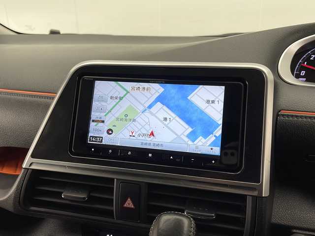 トヨタ シエンタ G クエロ 宮崎県 2019(令1)年 3.5万km ホワイトパールクリスタルシャイン 禁煙車/ワンオーナー/トヨタセーフティセンス/社外SDナビTV/(フルセグTV/CD/DVD/Bluetooth)/社外リアフリップダウンモニター/社外バックカメラ/社外前後ドライブレコーダー/純正LEDオートライト/純正LEDフォグランプ/純正フロアマット/コーナーセンサー/両側電動スライドドア/オートマチックハイビーム/ステアリングスイッチ/ハーフレザーシート/ETC/スマートキー/プッシュエンジンスタート