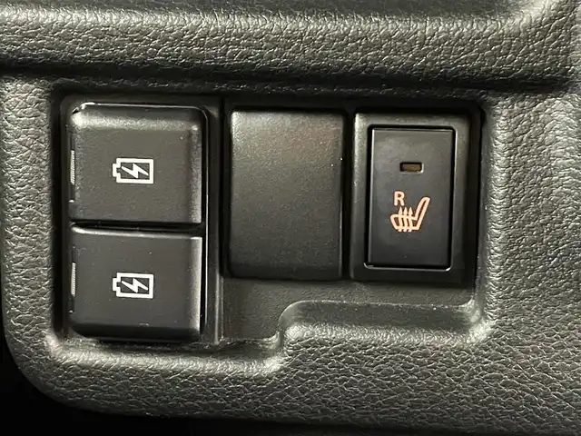 スズキ ワゴンＲ スマイル HYBRID X 福島県 2022(令4)年 3.3万km インディゴブルーメタリック/ホワイト2トーン 衝突被害軽減システム　/・車線逸脱警報　/・コーナーセンサー　/両側パワースライドドア　/シートヒーター　/プッシュスタート　/・スマートキー　/・スペアキー　/ＬＥＤライト/・オートライト　/純正フロアマット　/ウィンカーミラー/横滑り防止装置/・アイドリングストップ