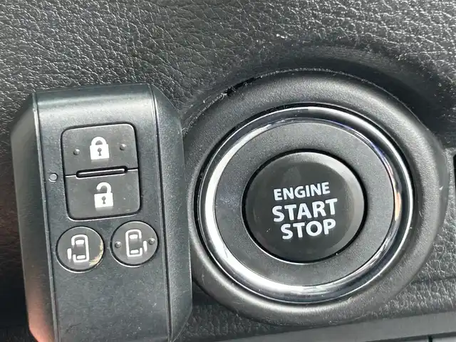 スズキ ワゴンＲ スマイル HYBRID X 静岡県 2022(令4)年 3.3万km インディゴブルーメタリック/ホワイト2トーン インディゴブルーメタリック＆ホワイト２トーン/デュアルカメラブレーキサポート/車線逸脱警報　/障害物センサー　/両側パワースライドドア　/シートヒーター　/プッシュスタート　/スマートキー　/スペアキー　/ＬＥＤヘッドライト/フォグランプ/オートライト　/純正フロアマット　/ウィンカーミラー/横滑り防止装置/アイドリングストップ
