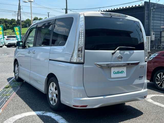 日産 セレナ ハイウェイS G Sハイブリッド 千葉県 2012(平24)年 16.3万km エターナルスノーホワイト 純正SDナビ/バックカメラ/フルセグテレビ/後席モニター/Bluetooth/USB/AUX/iPod接続/両側パワースライドドア/純正16インチアルミホイール