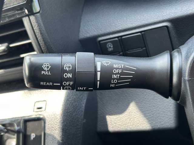 トヨタ シエンタ X 和歌山県 2018(平30)年 3.7万km ラディアントグリーンM 後期型/純正ナビ/バックカメラ/パワースライドドア/ステアリングスイッチ/オートハイビーム/レーンキープアシスト/コーナーセンサー/アイドリングストップ/電格ミラー/社外シートカバー/トヨタセーフティセンス