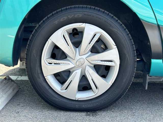 トヨタ シエンタ X 和歌山県 2018(平30)年 3.7万km ラディアントグリーンM 後期型/純正ナビ/バックカメラ/パワースライドドア/ステアリングスイッチ/オートハイビーム/レーンキープアシスト/コーナーセンサー/アイドリングストップ/電格ミラー/社外シートカバー/トヨタセーフティセンス