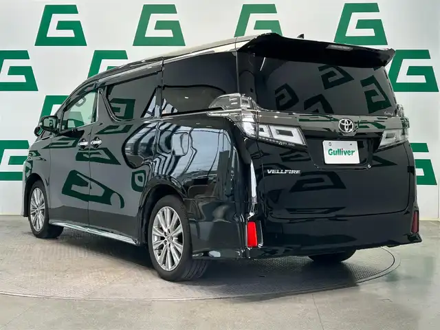トヨタ ヴェルファイア ゴールデンアイズⅡ 鹿児島県 2021(令3)年 4.6万km ブラック 禁煙車　/純正ナビ(CD/DVD/フルセグTV)　/バックカメラ　/両側パワースライドドア　/純正フリップダウンモニター　/オートライト　/オートマチックハイビーム　/追従型クルーズコントロール　/前後コーナーセンサー　/ＬＥＤヘッドライト　/ＥＴＣ/純正フロアマット
