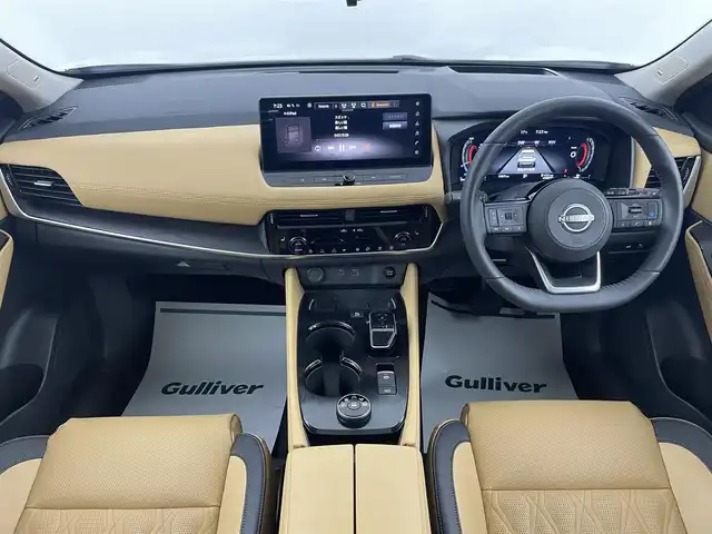 日産 エクストレイル G e－4ORCE 埼玉県 2024(令6)年 0.1万km ブリリアントホワイトパール ガラスルーフ　純正12.3型コネクトナビ　プロパイロット　全方位カメラ　デジタルインナーミラー　BSM　HUD　ワイヤレス充電　レザーシート　パワーシート　温シート　電動リアゲート　ハンドルヒーター