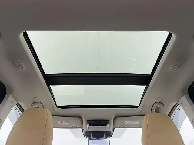 日産 エクストレイル G e－4ORCE 埼玉県 2024(令6)年 0.1万km ブリリアントホワイトパール ガラスルーフ　純正12.3型コネクトナビ　プロパイロット　全方位カメラ　デジタルインナーミラー　BSM　HUD　ワイヤレス充電　レザーシート　パワーシート　温シート　電動リアゲート　ハンドルヒーター