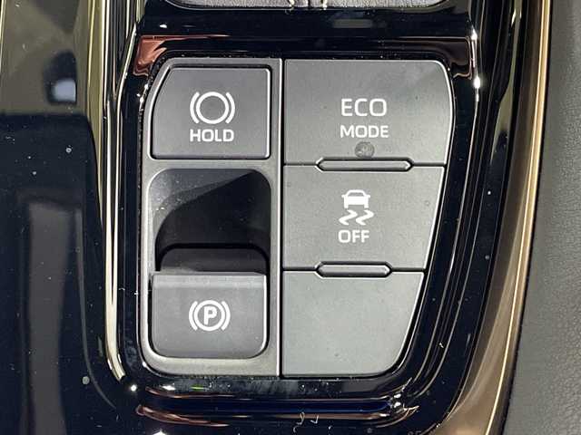 トヨタ アルファード Z 神奈川県 2025(令7)年 0.6万km プラチナホワイトパールマイカ ワンオーナー車/純正ナビ付ディスプレイオーディオ/Bluetooth・AM・FM・フルセグTV・HDMI・AppleCarPlay・AndroidAuto・Miracast/パノラミックビューモニター/モデリスタフルエアロ/両側パワースライドドア/トヨタセーフティセンス/クルーズコントロール/ブラインドスポットモニター/前側シートヒーター/前側パワーシート/運転席シートメモリー/ビルトインETC2.0/前後ドライブレコーダー/純正フロアマット/ステアリングスイッチ/パワーバックドア/デジタルインナーミラー/電動パーキングブレーキ/ブレーキオートホールド/プッシュスタート/スマートキー/スペアキー1本/取扱説明書/保証書/AC100V/置くだけ充電/パワーオットマン/キャプテンシート/LED3眼ヘッドライト/オートマチックアダプティブハイビーム/純正18インチアルミホイール/電動格納ミラー/プリクラッシュセーフティシステム/レーントレーシングアシスト/プロアクティブドライビングアシスト/ドライバー異常時対応システム