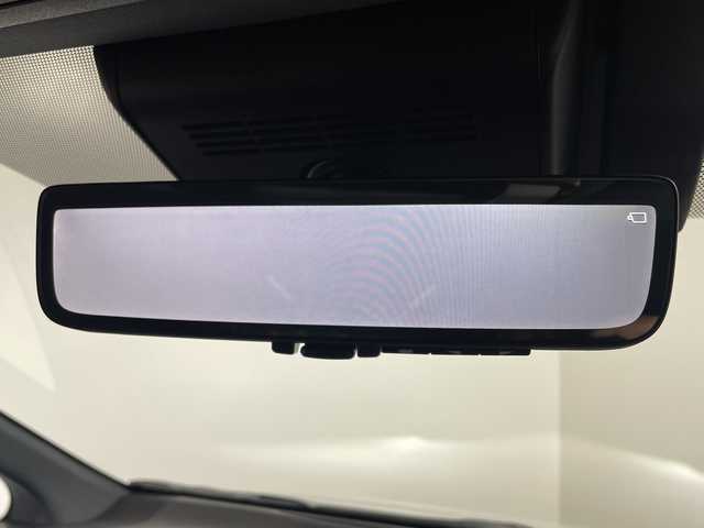 トヨタ アルファード Z 神奈川県 2025(令7)年 0.6万km プラチナホワイトパールマイカ ワンオーナー車/純正ナビ付ディスプレイオーディオ/Bluetooth・AM・FM・フルセグTV・HDMI・AppleCarPlay・AndroidAuto・Miracast/パノラミックビューモニター/モデリスタフルエアロ/両側パワースライドドア/トヨタセーフティセンス/クルーズコントロール/ブラインドスポットモニター/前側シートヒーター/前側パワーシート/運転席シートメモリー/ビルトインETC2.0/前後ドライブレコーダー/純正フロアマット/ステアリングスイッチ/パワーバックドア/デジタルインナーミラー/電動パーキングブレーキ/ブレーキオートホールド/プッシュスタート/スマートキー/スペアキー1本/取扱説明書/保証書/AC100V/置くだけ充電/パワーオットマン/キャプテンシート/LED3眼ヘッドライト/オートマチックアダプティブハイビーム/純正18インチアルミホイール/電動格納ミラー/プリクラッシュセーフティシステム/レーントレーシングアシスト/プロアクティブドライビングアシスト/ドライバー異常時対応システム