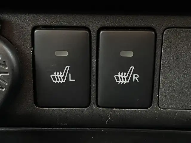 トヨタ ルーミー カスタムG 福岡県 2023(令5)年 1万km パールホワイトⅢ 純正7型SDナビ(フルセグTV/CD/TV/BT)/トヨタセーフティ/全方位/コーナーセンサー/両側パワスラ/ドラレコ/クルコン/ETC/シートヒーター/USB/純正アルミホイール/純正LED/純正フロアマット/スマートキー/プッシュスタート/スペアキー