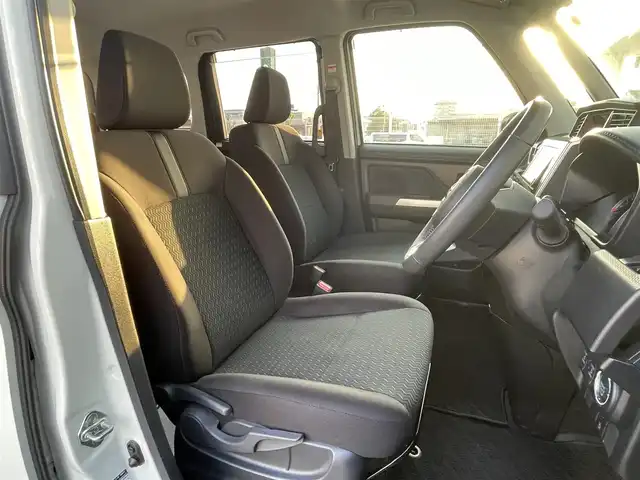 トヨタ ルーミー カスタムG 福岡県 2023(令5)年 1万km パールホワイトⅢ 純正7型SDナビ(フルセグTV/CD/TV/BT)/トヨタセーフティ/全方位/コーナーセンサー/両側パワスラ/ドラレコ/クルコン/ETC/シートヒーター/USB/純正アルミホイール/純正LED/純正フロアマット/スマートキー/プッシュスタート/スペアキー