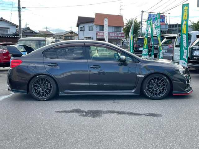 スバル ＷＲＸ ＳＴＩ STI 長野県 2016(平28)年 4万km ダークグレーメタリック 社外ナビ/6速MT/バックカメラ/プッシュスタート/ETC/オートライト/オートマチックハイビーム/ダウンヒルアシストコントロール/LEDヘッドライト/純正フロアマット/ドアバイザー/ローダウン/STIフルエアロパーツ/アンチグレアドアミラー/社外エアークリーナーHKS/社外タワーバーHKS/社外マフラーHKS/ドアモール、トランクスポイラー色あせ有