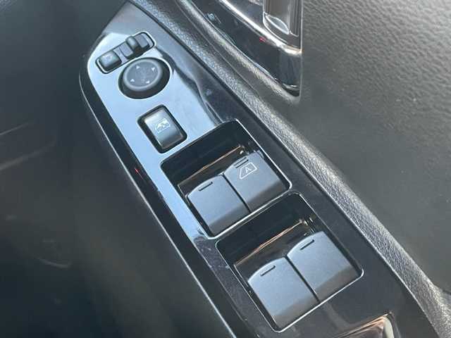 日産 ルークス HWS X プロパイロットED 茨城県 2022(令4)年 3.7万km ブラック 社外ナビ　/-フルセグTV/BT/AM/FM/衝突軽減システム　/全方位カメラ　/両側パワースライドドア　/レーダークルーズコントロール　/ＥＴＣ　/ＬＥＤライト　/コーナーセンサー前後　/プッシュスタート　/オートライト　/電動格納ミラー　/純正アルミホイール