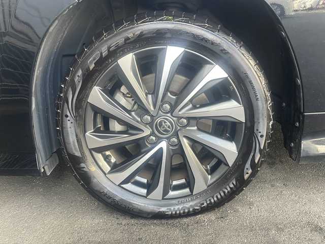 トヨタ ヴォクシー ハイブリッド S－Z 京都府 2023(令5)年 5万km アティチュードブラックマイカ 純正10インチナビ/純正14インチフリップダウンモニター/バックカメラ/レーダークルーズコントロール/レーンキープアシスト/衝突軽減システム/コーナーセンサー前後/ドライブレコーダー前後/ブレーキホールド/PCS・PDA・RSA・PKSB/前席シートヒーター/両側パワースライドドア/3眼LEDヘッドライト/nanoex/クリアランスソナー/ユニバーサルステップ/ETC2.0/純正17インチAW/保証書・取扱説明書