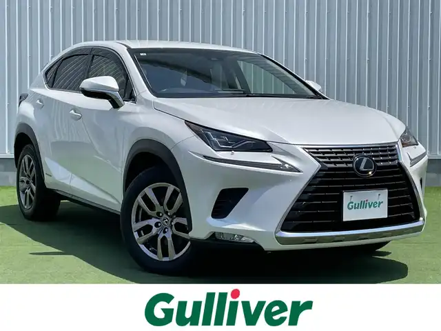 レクサス ＮＸ 300h バージョンL 香川県 2018(平30)年 2.4万km ソニッククォーツ 純正メモリーナビ/→AM/FM/CD/DVD/Bluetooth/フルセグTV/レーダークルーズコントロール/レーンキープアシスト/シートヒーター・エアシート/ハンドルヒーター/全方位カメラ/LEDヘッドライト/ビルトイン2.0ETC/メモリーシート/パワーシート/衝突軽減ブレーキ/パワーバックドア/レザーシート/純正18インチアルミホイール/横滑り防止装置/プッシュスタート/スマートキー/革巻きステアリング/ステアリングスイッチ