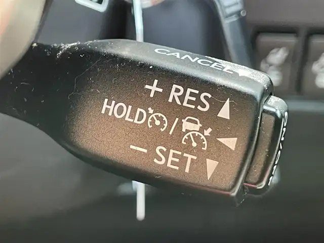 レクサス ＮＸ 300h バージョンL 香川県 2018(平30)年 2.4万km ソニッククォーツ 純正メモリーナビ/→AM/FM/CD/DVD/Bluetooth/フルセグTV/レーダークルーズコントロール/レーンキープアシスト/シートヒーター・エアシート/ハンドルヒーター/全方位カメラ/LEDヘッドライト/ビルトイン2.0ETC/メモリーシート/パワーシート/衝突軽減ブレーキ/パワーバックドア/レザーシート/純正18インチアルミホイール/横滑り防止装置/プッシュスタート/スマートキー/革巻きステアリング/ステアリングスイッチ