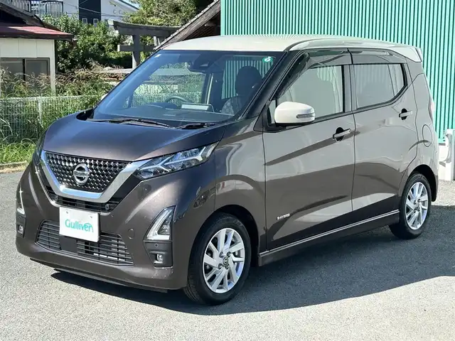 日産 デイズ ハイウェイスターX 福岡県 2020(令2)年 3.7万km フローズンバニラパール/アッシュブラウンM SOSコール/LEDヘッドライト/オートライト/前方ドライブレコーダー/純正HDDナビ/フルセグTV/全方位カメラ/Bluetoothオーディオ/純正アルミホイール/純正フロアマット