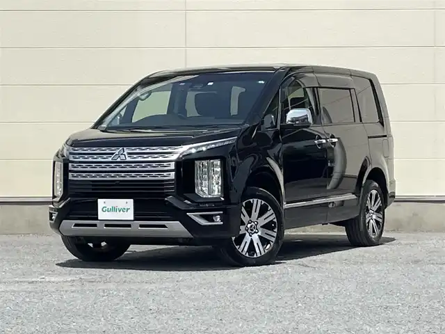 三菱 デリカＤ：５ P 茨城県 2020(令2)年 7.4万km ダイヤモンドブラックマイカ 10インチ純正ナビ/全方位カメラ/革巻きステアリング/ステアリングスイッチ/パドルシフト/プッシュスタート/両側パワースライドドア/パワーバックドア/パワーシート/シートヒーター/LEDヘッドライト/レーダークルーズコントロール/電子式パーキング