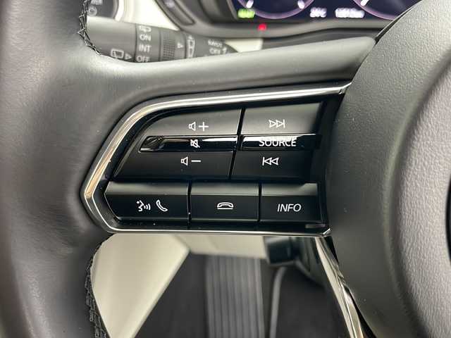 マツダ ＣＸ－６０ ＰＨＥＶ エクスクルーシブモダン 道央・札幌 2023(令5)年 1.2万km ロジウムホワイトプレミアムメタリック ・4WD/・PHEV/・寒冷地仕様/・純正SDナビ&フルセグTV&DVD&BT&AppleCarPlay&AndroidAuto/・スマートブレーキサポート/・レーンキープアシスト/・誤発進抑制制御機能/・標識認識システム/・ブラインドスポットモニター/・パーキングセンサー/・クルーズコントロール/・全方位カメラ/・ヘッドアップディスプレイ/・アルパインフリップダウンモニター/・BOSEサウンドシステム/・純正ドライブレコーダー/・パワーバックドア/・レザーシート/・パワーシート/・エアシート/・シートヒーター/・ミラーヒーター/・ハンドルヒーター/・革巻きステアリング/・パドルシフト/・ステアリングスイッチ/・オートワイパー/・フロントワイパーデアイサー/・置くだけ充電/・AC100V/・ビルトインETC/・オートマチックハイビーム/・オートライト/・LEDヘッドライト/・Mi DRIVE/・ダウンヒルアシストコントロール/・横滑り防止/・プッシュスタート/・スマートキー