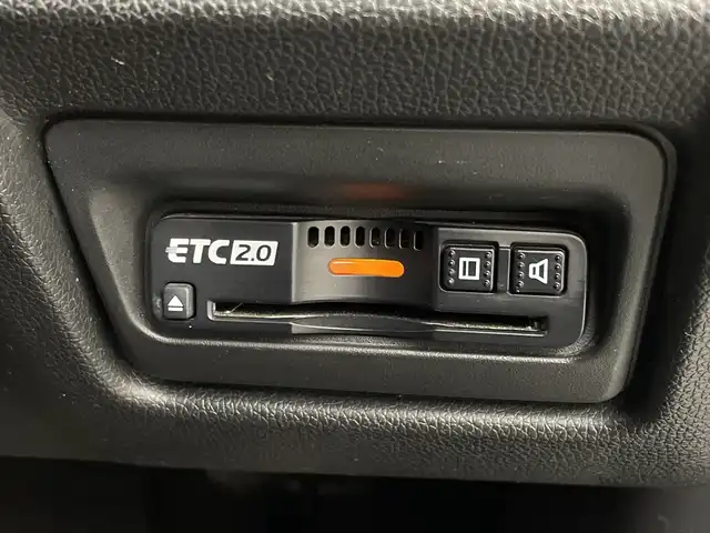 ホンダ ステップワゴン スパーダ ホンダセンシング 新潟県 2020(令2)年 4.9万km プラチナホワイトパール ホンダセンシング/　・衝突被害軽減ブレーキ/　・レーンキープアシスト/　・アダプティブクルーズコントロール/わくわくゲート/フリップダウンモニター/純正ナビ/　（フルセグTV/BT/CD/DVD/USB/AM/FM）/バックカメラ/両側パワースライドドア/LEDオートライト/純正16インチアルミホイール/ステアリングスイッチ/アイドリングストップ/USBポート/スマートキー/ETC2.0