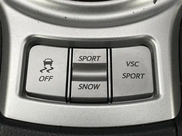 トヨタ ８６ GT リミテッド 群馬県 2015(平27)年 1.2万km オレンジメタリック 純正SDナビ 　＜NSCP-W64＞/（CD/ラジオ/Bluetooth/ワンセグTV）/バックカメラ/ETC/純正リアスポイラー/クルーズコントロール/D/N席シートヒーター/ハーフレザーシート/走行制御モードスイッチ（スポーツ/スノー）/VSC（ビークルスタビリティコントロール）/パドルシフト/革巻きステアリング/デュアルエアコン/ドアバイザー