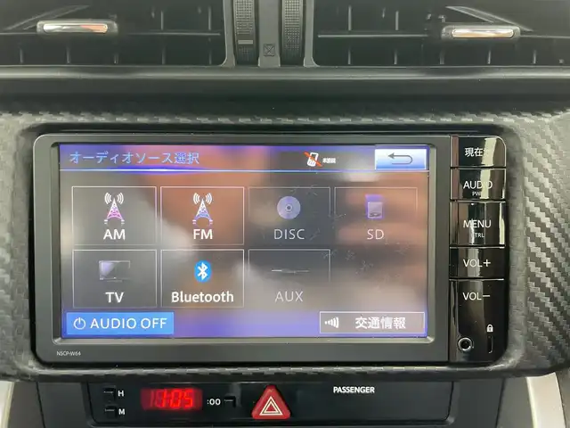 トヨタ ８６ GT リミテッド 群馬県 2015(平27)年 1.2万km オレンジメタリック 純正SDナビ 　＜NSCP-W64＞/（CD/ラジオ/Bluetooth/ワンセグTV）/バックカメラ/ETC/純正リアスポイラー/クルーズコントロール/D/N席シートヒーター/ハーフレザーシート/走行制御モードスイッチ（スポーツ/スノー）/VSC（ビークルスタビリティコントロール）/パドルシフト/革巻きステアリング/デュアルエアコン/ドアバイザー