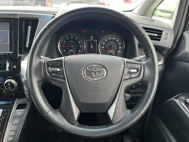 トヨタ アルファード S Aパッケージ 滋賀県 2015(平27)年 3.8万km ホワイトパールクリスタルシャイン 禁煙車/純正ナビ/（CD/DVD/BT/SD/フルセグ）/後席フリップダウンモニター/両側電動スライドドア/サンルーフ/バックカメラ/ビルトインETC/クルーズコントロール/横滑り防止装置/オートエアコン/オットマン/電動パーキング/オートホールド/LED/前後ソナー/プッシュスタート
