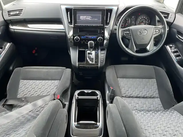 トヨタ アルファード S Aパッケージ 滋賀県 2015(平27)年 3.8万km ホワイトパールクリスタルシャイン 禁煙車/純正ナビ/（CD/DVD/BT/SD/フルセグ）/後席フリップダウンモニター/両側電動スライドドア/サンルーフ/バックカメラ/ビルトインETC/クルーズコントロール/横滑り防止装置/オートエアコン/オットマン/電動パーキング/オートホールド/LED/前後ソナー/プッシュスタート