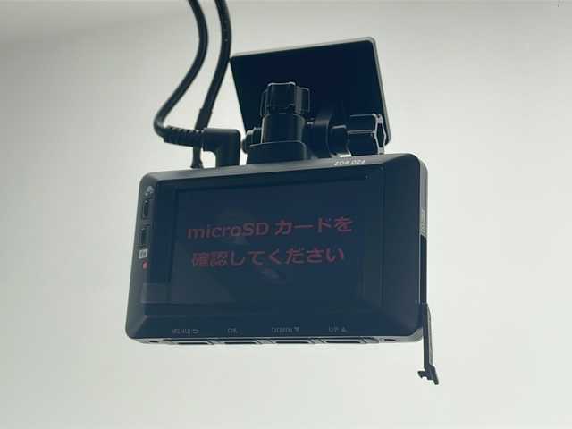 トヨタ ルーミー カスタムG－T 千葉県 2017(平29)年 5.7万km レーザーブルークリスタルシャイン クルーズコントロール/レーンキープアシスト/衝突軽減システム/純正SDナビ（NSZT-W66T）/　Bluetooth/CD/DVD/フルセグTV/バックカメラ/ビルトインETC/社外ドライブレコーダー前後/両側パワースライドドア/LEDヘッドライト/オートライト/純正15インチアルミホイール