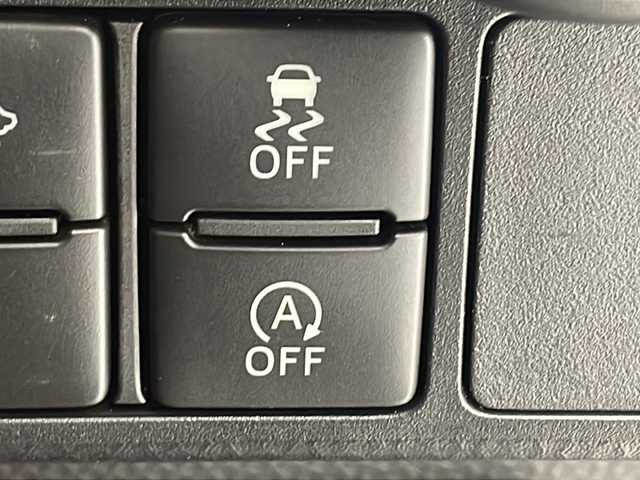 トヨタ ルーミー カスタムG－T 千葉県 2017(平29)年 5.7万km レーザーブルークリスタルシャイン クルーズコントロール/レーンキープアシスト/衝突軽減システム/純正SDナビ（NSZT-W66T）/　Bluetooth/CD/DVD/フルセグTV/バックカメラ/ビルトインETC/社外ドライブレコーダー前後/両側パワースライドドア/LEDヘッドライト/オートライト/純正15インチアルミホイール