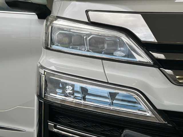 トヨタ ヴェルファイア Z Gエディション 京都府 2019(平31)年 7.2万km ホワイトパールクリスタルシャイン ALPINEナビ/Bluetooth/フルセグTV/モデリスタフルエアロ/12.8インチALPINEフリップダウンモニター/両側パワースライドドア/三眼LEDヘッドライト/デジタルインナーミラー/BSM/バックカメラ/メモリーパワーシート/レーダークルーズコントロール/シートヒーター/エアシート/純正18インチAW/ワンオーナー/ビルトインETC/ステアリングヒーター/ステアリングスイッチ/電動パーキングブレーキ/ウインカーミラー/プッシュスタート/純正ドアバイザー