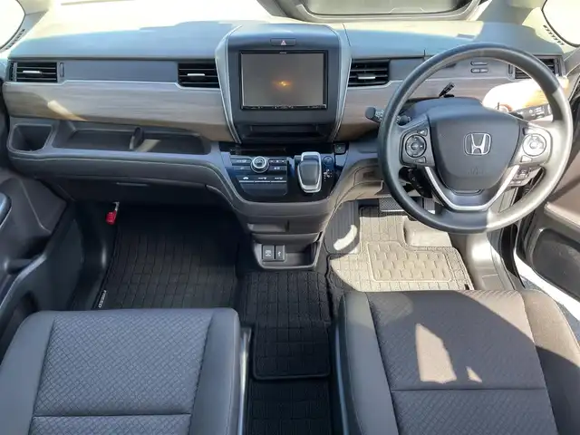 ホンダ フリード ハイブリット G ホンダセンシング 熊本県 2019(令1)年 5.8万km ミッドナイトブルービームM 社外8インチナビ（ＣＤ・ＤＶＤ・フルセグ・ＢＴ・ＵＳＢ・ｉｐｏｄ）/バックカメラ　/前後ドライブレコーダー　/ビルトインＥＴＣ　/レーダークルーズコントロール/両側パワースライドドア　/後ろのみクリアランスソナー/ホンダセンシング　/衝突軽減ブレーキ　/レーンキープアシスト/横滑り防止/アイドリングストップ/純正フロアマット/純正１５インチAW/オートライト/LEDヘッドライト/スマートキー/プッシュスタート/スペアキー1本/保証書/取扱説明書