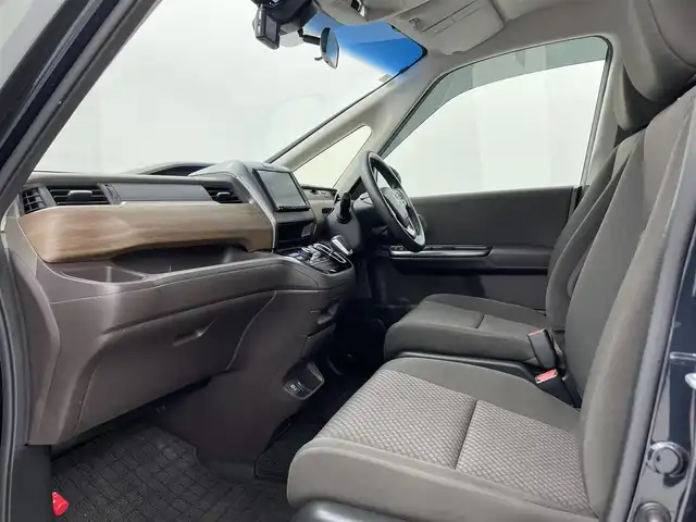 ホンダ フリード ハイブリット G ホンダセンシング 熊本県 2019(令1)年 5.8万km ミッドナイトブルービームM 社外8インチナビ（ＣＤ・ＤＶＤ・フルセグ・ＢＴ・ＵＳＢ・ｉｐｏｄ）/バックカメラ　/前後ドライブレコーダー　/ビルトインＥＴＣ　/レーダークルーズコントロール/両側パワースライドドア　/後ろのみクリアランスソナー/ホンダセンシング　/衝突軽減ブレーキ　/レーンキープアシスト/横滑り防止/アイドリングストップ/純正フロアマット/純正１５インチAW/オートライト/LEDヘッドライト/スマートキー/プッシュスタート/スペアキー1本/保証書/取扱説明書