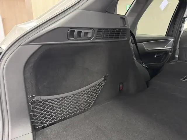 マツダ ＣＸ－６０ XD HV エクスクルーシブスポーツ 三重県 2022(令4)年 2.8万km ロジウムホワイトプレミアムメタリック ディーゼルターボ・マイルドハイブリッド/4WD/MTモード付8AT/12.3型ナビ/（AM/FM/USB/HDMI/CarPlay/AndroidAuto/Bluetooth/TV）/360ビュー・モニター/ビルトインETC/i-ACTIVSENSE/・スマートブレーキサポート/・レーダークルーズコントロール/・クルージング&トラフィックサポート/・ドライバー異常時対応システム/・ドライバーモニタリング/・レーンキープアシストシステム/・ブラインドスポットモニタリング/・クロストラフィックアラート（前後）/・標識認識/・パーキングセンサー（前後）/など/装備/・ナッパレザーシート（ブラック）/・シートヒーター（D/N/2nd）/・シートベンチレーション（D/N）/・パワーシート（Dメモリー付10way/N10way）/・電動チルト&テレスコステアリング/・ステアリングヒーター/・ヘッドアップディスプレイ/・AC100Vコンセント&USB充電ジャック&ワイヤレス充電/・LEDヘッドライト/・ダウンヒルアシストコントロール/・ハンズフリーパワーリフトゲート/・左右独立オートエアコン/・パドルシフト/・純正20inAW/・保/取/ナビ取/・スマートキーx2/など