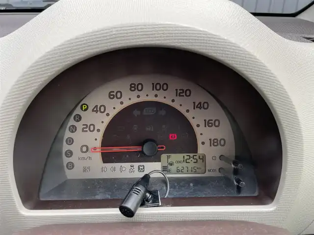 トヨタ パッソ プラスハナ Gパッケージ 千葉県 2014(平26)年 6.3万km ムースピンクP ワンオーナー/禁煙車/社外SDナビ/・フルセグTV・Bluetooth・CD・SD/バックカメラ/横滑り防止装置/ETC/ドライブレコーダー/アイドリングストップ/LEDヘッドライト/フォグランプ/ウィンカーミラー/電動格納ミラー/純正14インチAW/シートリフター/スマートキー/フロアマット/ドアバイザー/スペアキー/保証書