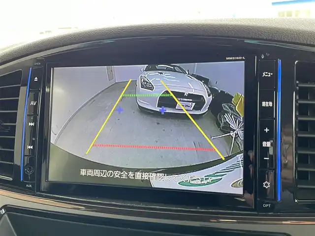 日産 エルグランド 千葉県 2017(平29)年 7.2万km ファントムブラック 木目調/革巻きステアリング/グラファイト塗装AW/パワーシート/シートヒーター/リバース連動型ドアミラー/純正ナビ/〇フルセグTV/BT/DVD/ラジオ/ビルトインETC/スペアキー/取扱説明書/保証書