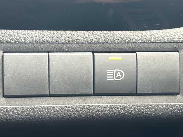 トヨタ アクア X 三重県 2022(令4)年 2.4万km プラチナホワイトパールマイカ 純正ナビ/ETC/スペアキー/AC100V/追従クルーズコントロール/レーンキープアシスト/LEDヘッドライト/ヘッドライトレベライザー/ステアリングスイッチ/電動格納ミラー/禁煙車