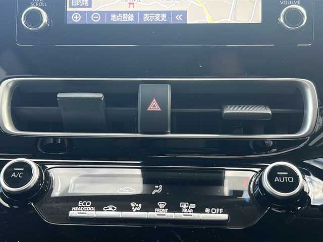 トヨタ アクア X 三重県 2022(令4)年 2.4万km プラチナホワイトパールマイカ 純正ナビ/ETC/スペアキー/AC100V/追従クルーズコントロール/レーンキープアシスト/LEDヘッドライト/ヘッドライトレベライザー/ステアリングスイッチ/電動格納ミラー/禁煙車