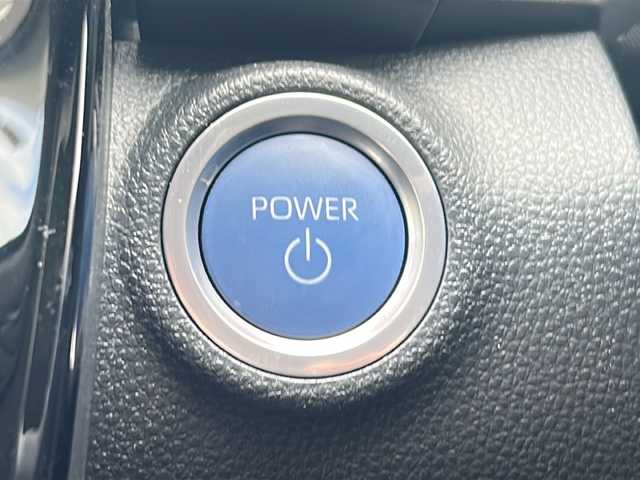 トヨタ アクア X 三重県 2022(令4)年 2.4万km プラチナホワイトパールマイカ 純正ナビ/ETC/スペアキー/AC100V/追従クルーズコントロール/レーンキープアシスト/LEDヘッドライト/ヘッドライトレベライザー/ステアリングスイッチ/電動格納ミラー/禁煙車