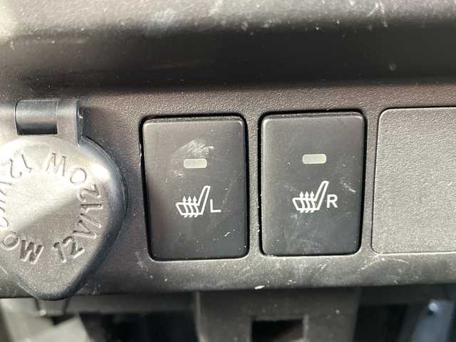 トヨタ ルーミー カスタムG－T 千葉県 2021(令3)年 2.5万km パールホワイトⅢ 純正9インチナビ/(AM/FM/BT/フルセグTV/SD)/全周囲カメラ/前後ドライブレコーダー/衝突被害軽減システム/車線逸脱警報/追従式クルーズコントロール/両側パワースライドドア/横滑り防止装置/ETC/アイドリングストップ/LEDヘッドライト/フォグランプ/オートライト/ウィンカーミラー/電動格納ミラー/純正15インチAW/シートヒーター/シートリフター/プッシュスタート/スマートキー/フロアマット/スペアキー/取扱説明書/保証書