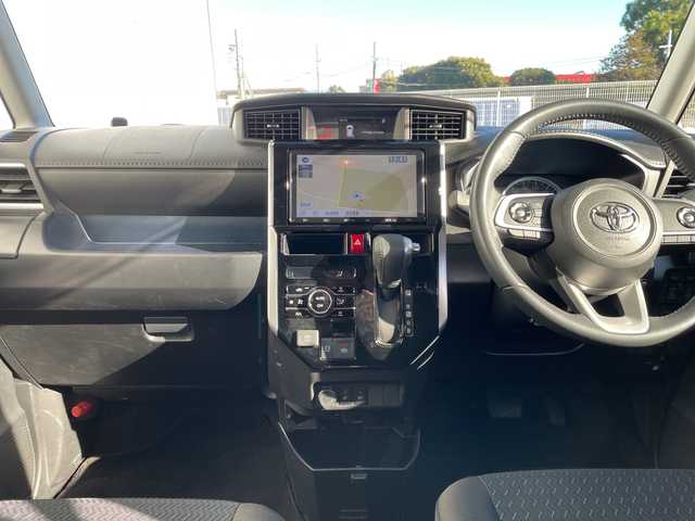 トヨタ ルーミー カスタムG－T 千葉県 2021(令3)年 2.5万km パールホワイトⅢ 純正9インチナビ/(AM/FM/BT/フルセグTV/SD)/全周囲カメラ/前後ドライブレコーダー/衝突被害軽減システム/車線逸脱警報/追従式クルーズコントロール/両側パワースライドドア/横滑り防止装置/ETC/アイドリングストップ/LEDヘッドライト/フォグランプ/オートライト/ウィンカーミラー/電動格納ミラー/純正15インチAW/シートヒーター/シートリフター/プッシュスタート/スマートキー/フロアマット/スペアキー/取扱説明書/保証書